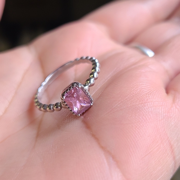 Ring - Picture 5 of 5